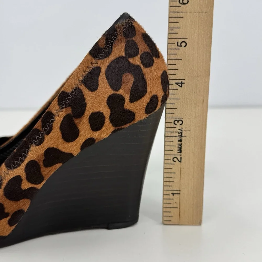 TORY BURCH Leopard Pony Hair / Gold Logo High Wedge Heel Sz 6.5